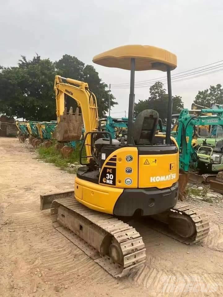 Komatsu PC 30 Bagri goseničarji