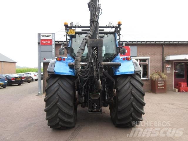 Valtra T202D Traktorji