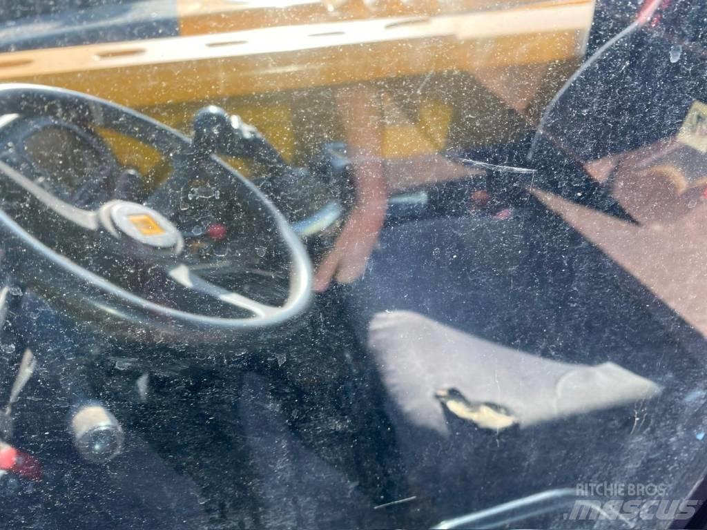 JCB 525-60 Kmetijski teleskopski nakladalci