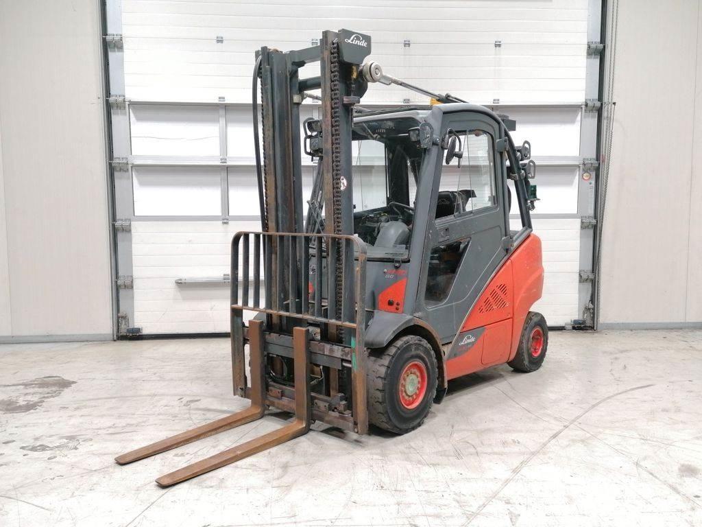 Linde H30D-02 Dizelski viličarji