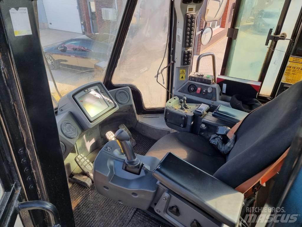 CAT 972 K Kolesni nakladalci