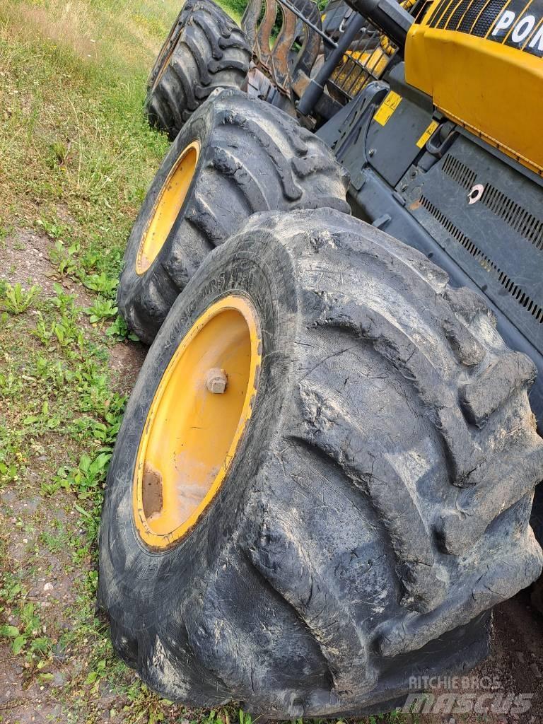 Ponsse Buffalo 8W Forwarderji
