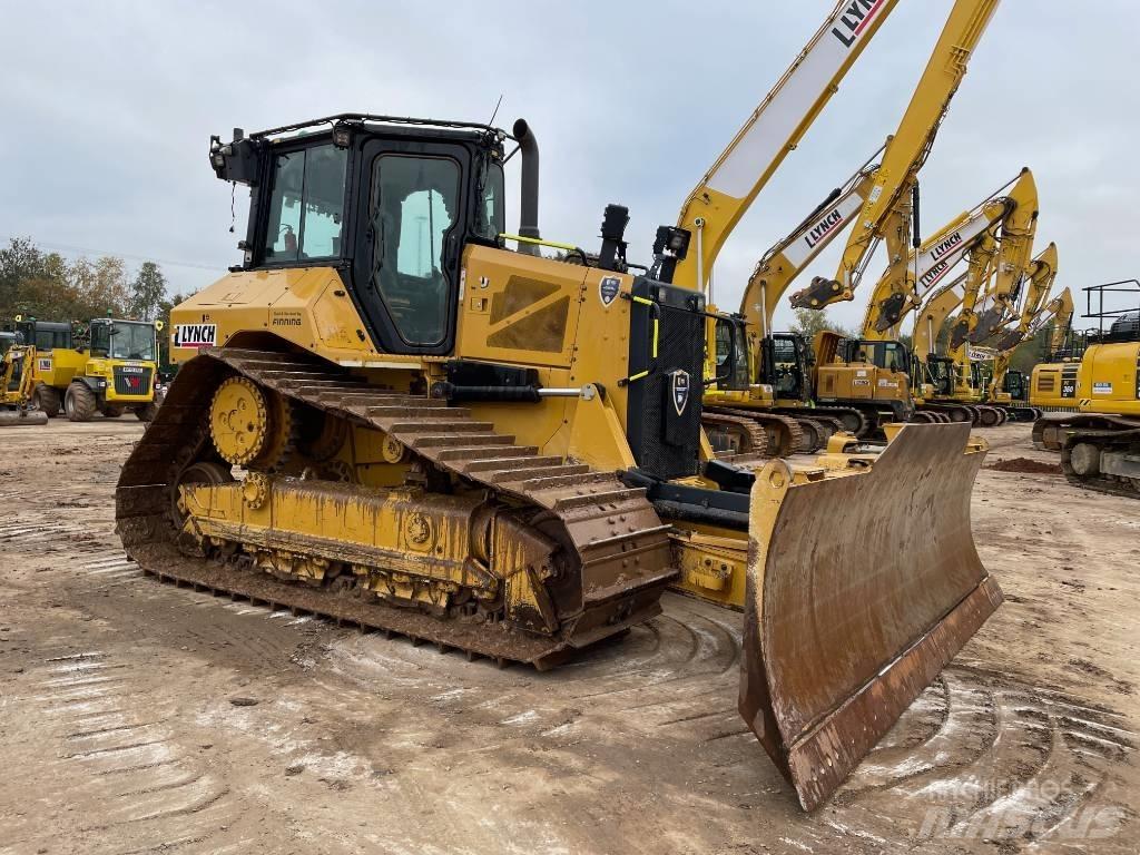 CAT D 5 Buldožerji goseničarji