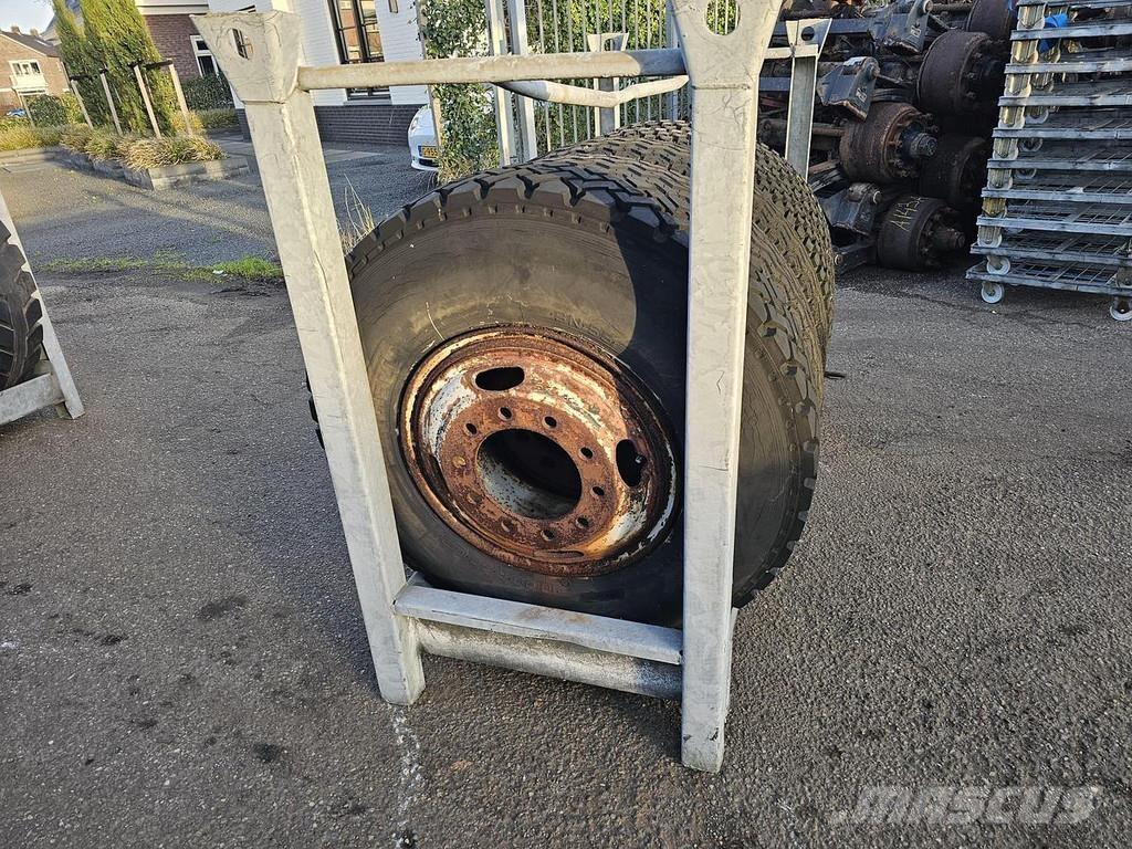  Several 1000 X 20 Prikolice podvozja