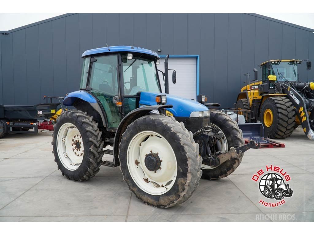 New Holland TD95D Traktorji