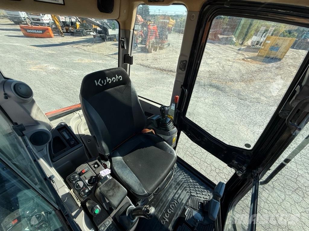 Kubota KX 060-5 Mini bagri <7t