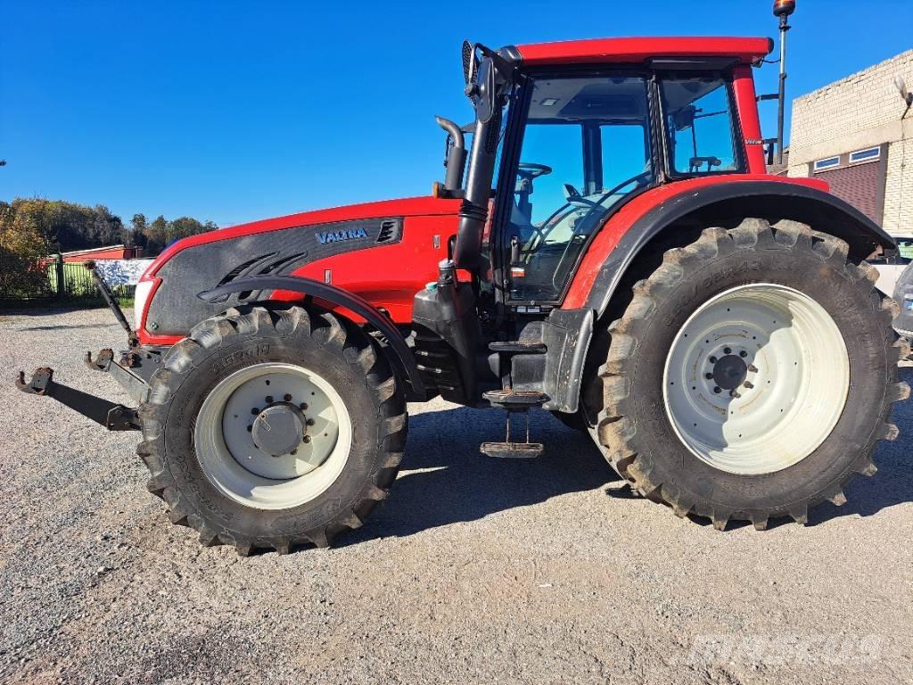 Valtra T 163 EV Traktorji