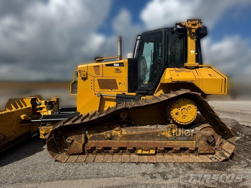 CAT D 6 N LGP Buldožerji goseničarji