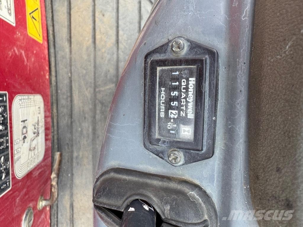Yanmar SV08 (1D477) Mini bagri <7t