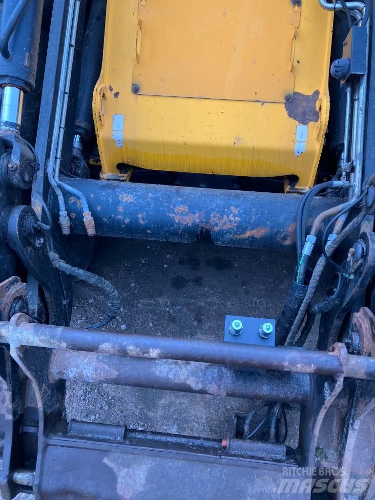 JCB 426 E HT Kolesni nakladalci