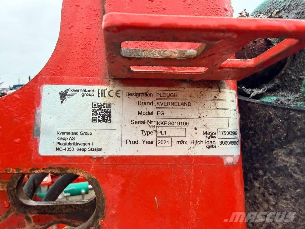 Kverneland EG85 Obračalni plugi