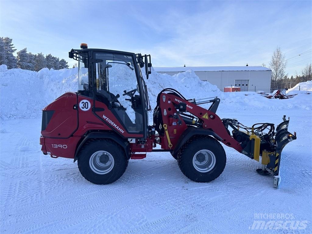 Weidemann 1390 Skid steer mini nakladalci