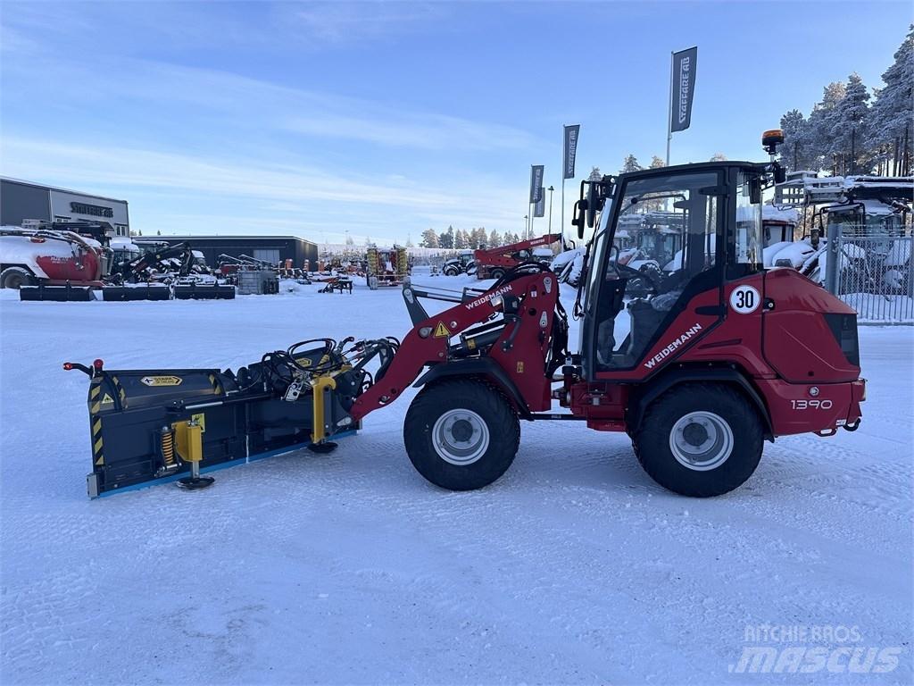 Weidemann 1390 Skid steer mini nakladalci