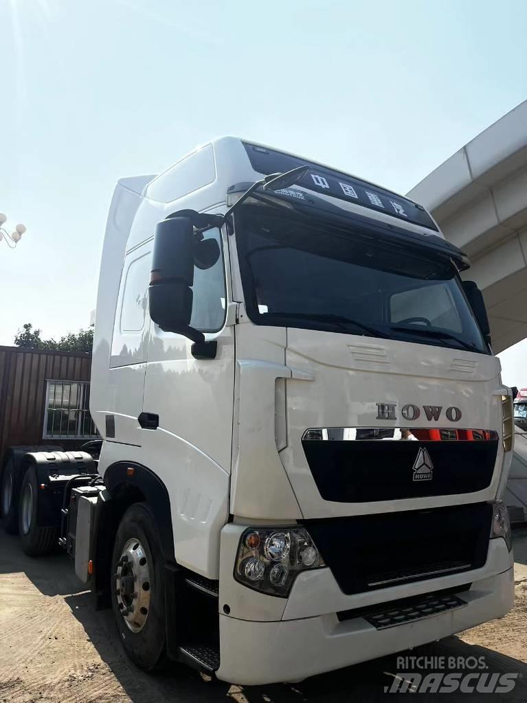 Sinotruk T7H Vlačilci