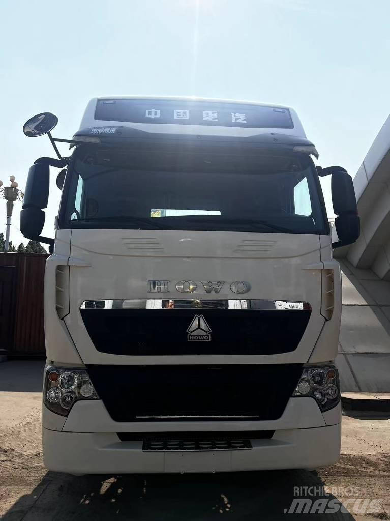 Sinotruk T7H Vlačilci