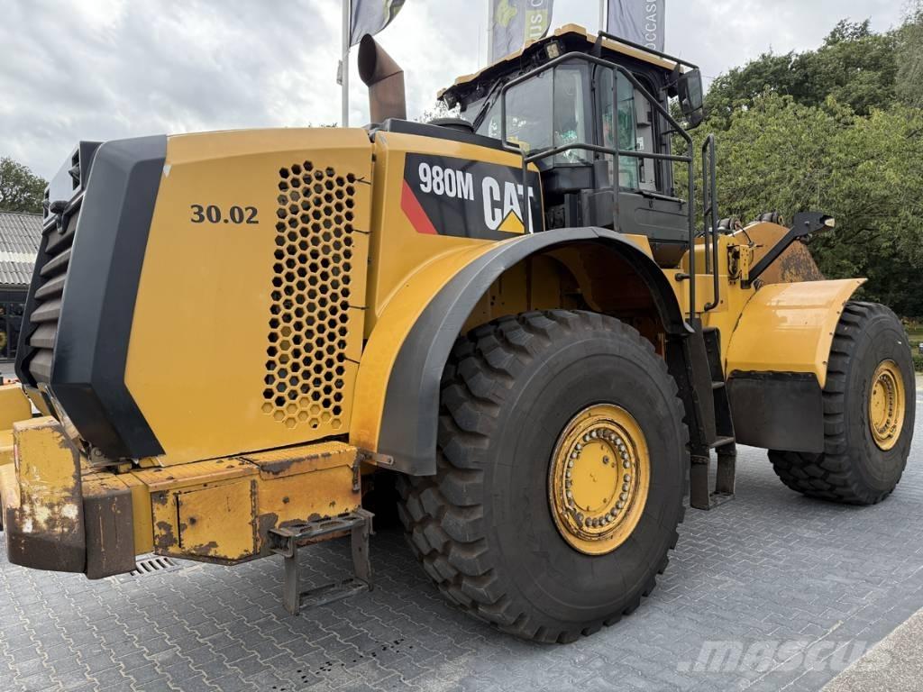 CAT 980M shovel + Bak Kolesni nakladalci