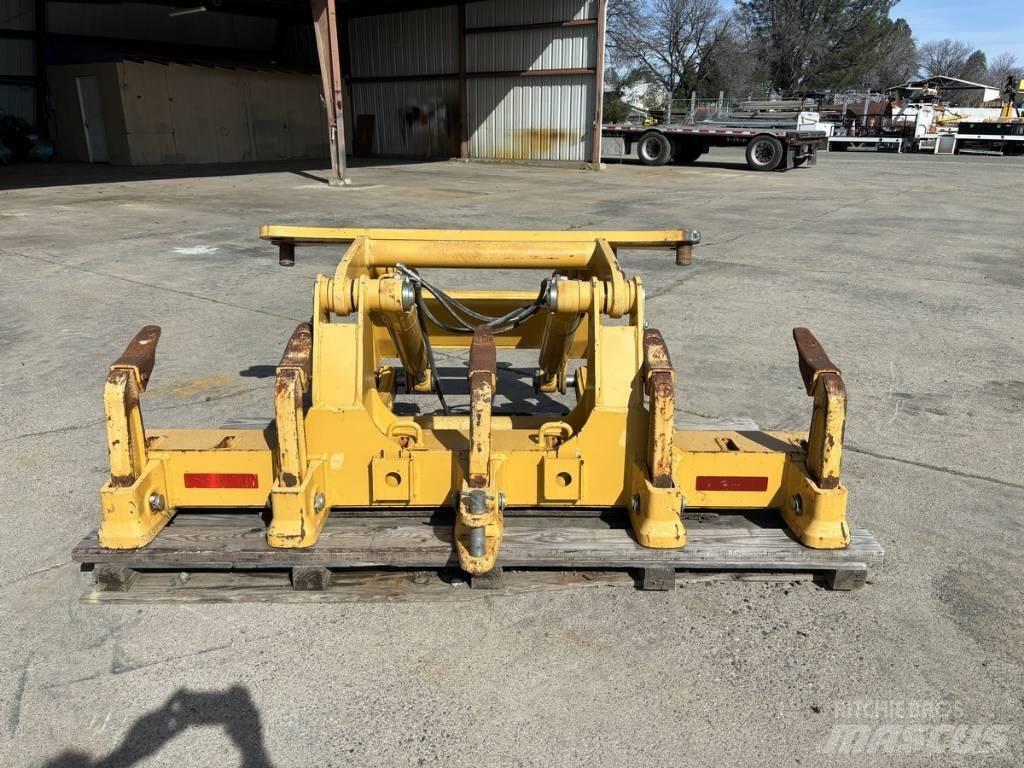 DEERE 770G Drugi deli