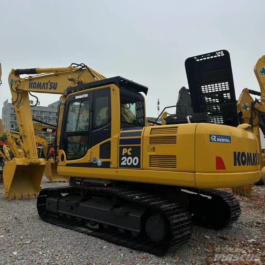 Komatsu 200-8 Bagri goseničarji