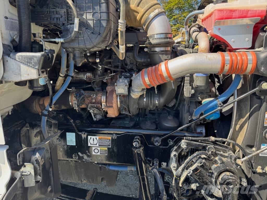Peterbilt 567 Kiper tovornjaki