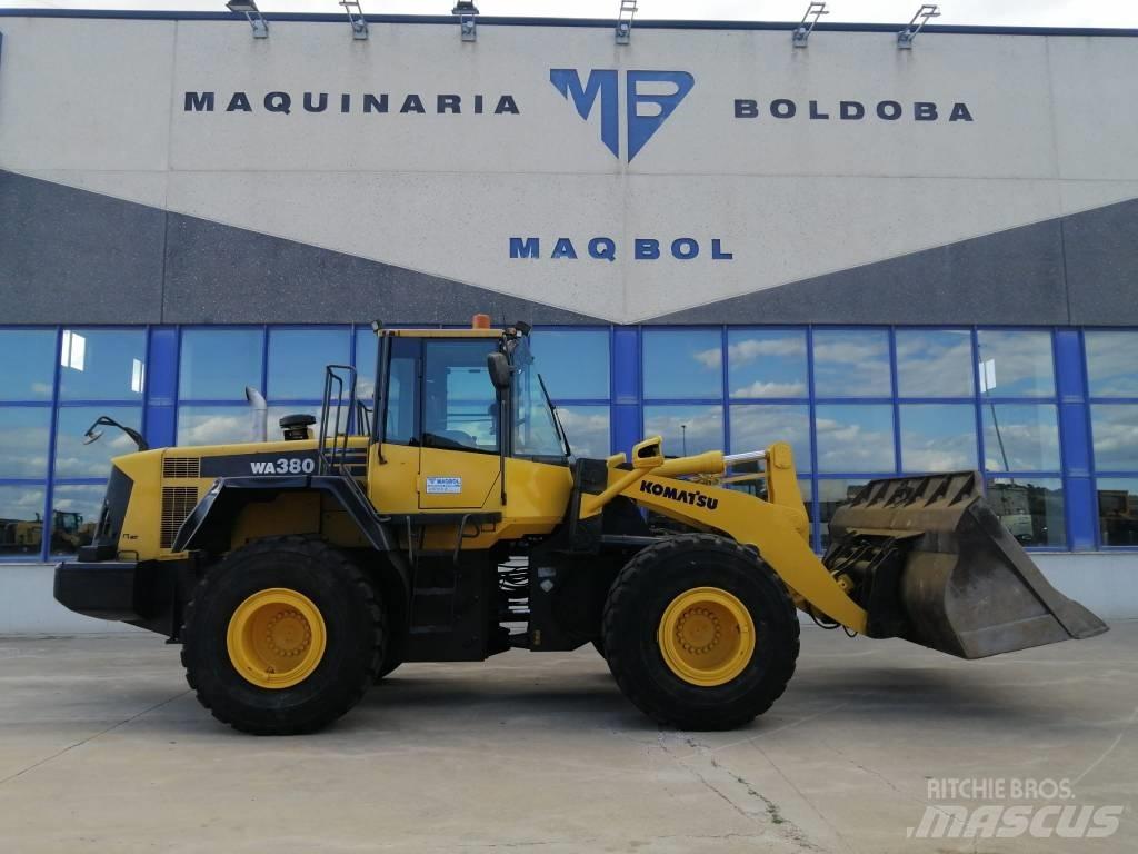 Komatsu WA 380-6 Kolesni nakladalci