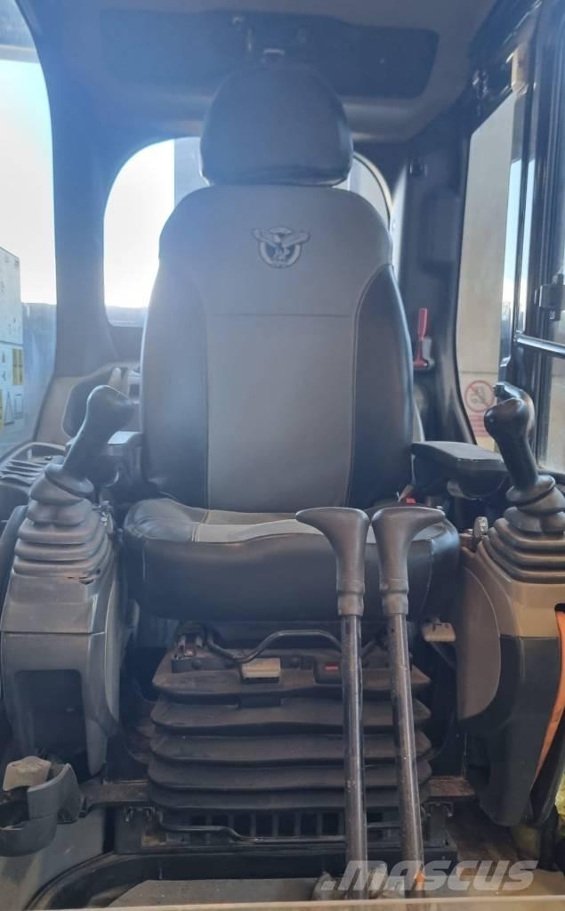 CASE CX 210 D Bagri goseničarji