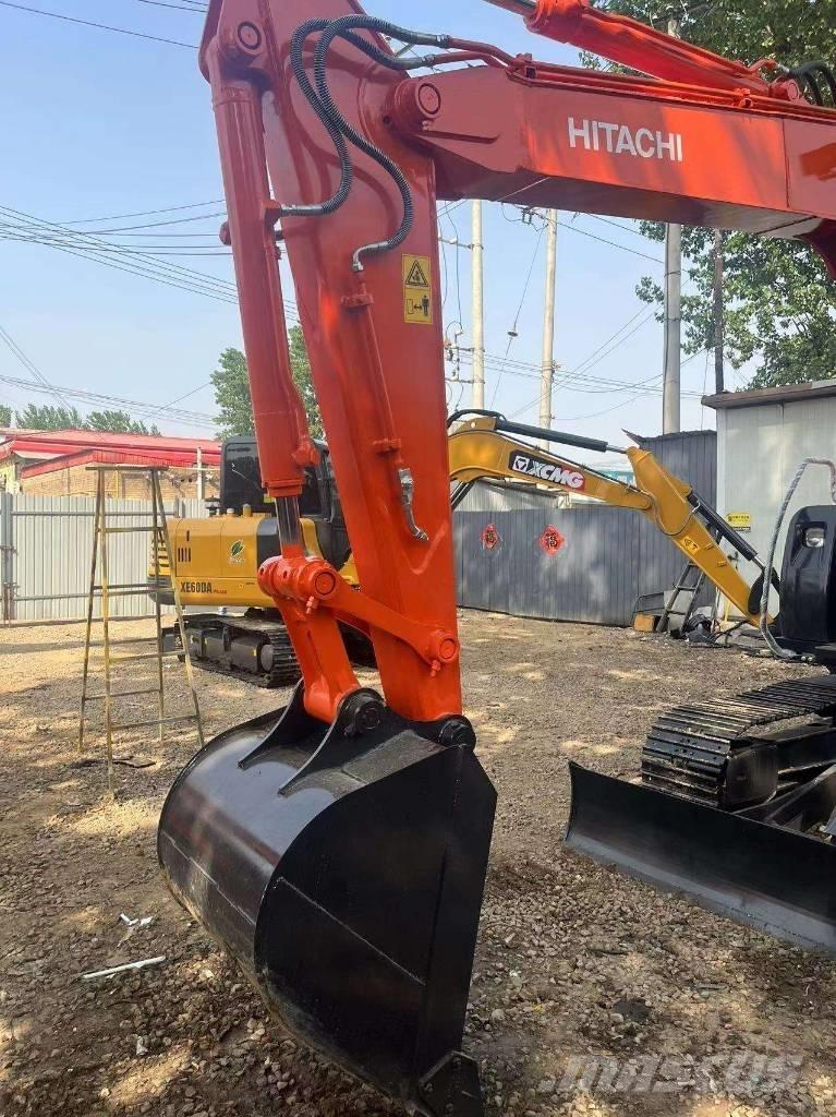 Hitachi ZX 70 Mini bagri <7t