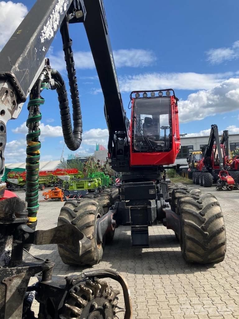 Komatsu 931 XC Harvesterji