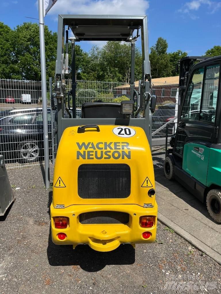 Wacker Neuson WL 20 Kolesni nakladalci
