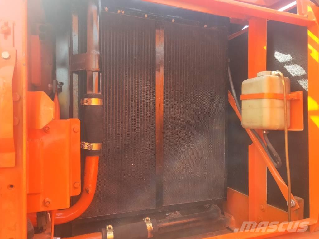 Doosan DH220LC-7 Bagri goseničarji