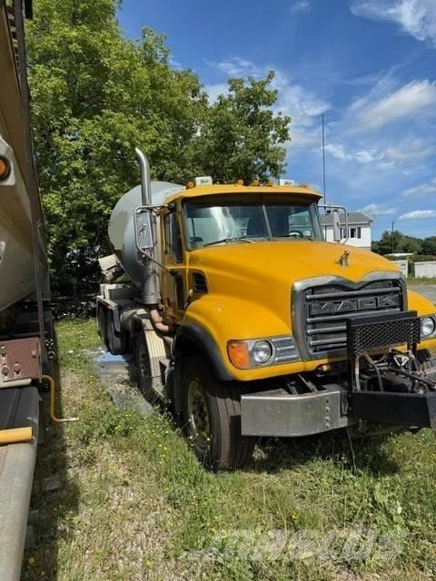 Mack CV 713 Kamionske črpalke za beton