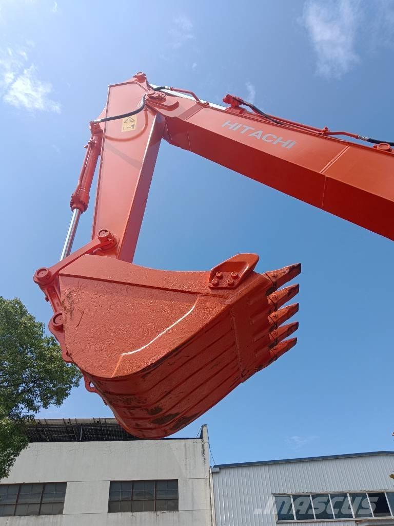 Hitachi ZX 130 Bagri goseničarji