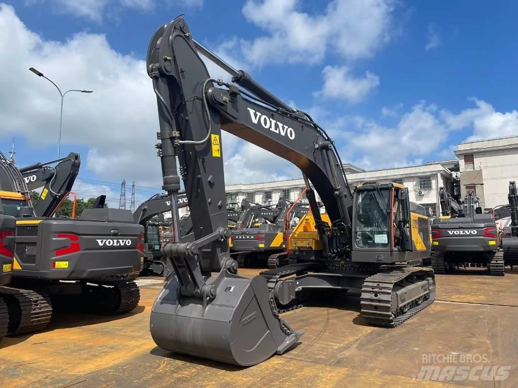 Volvo EC 400 Mini bagri <7t