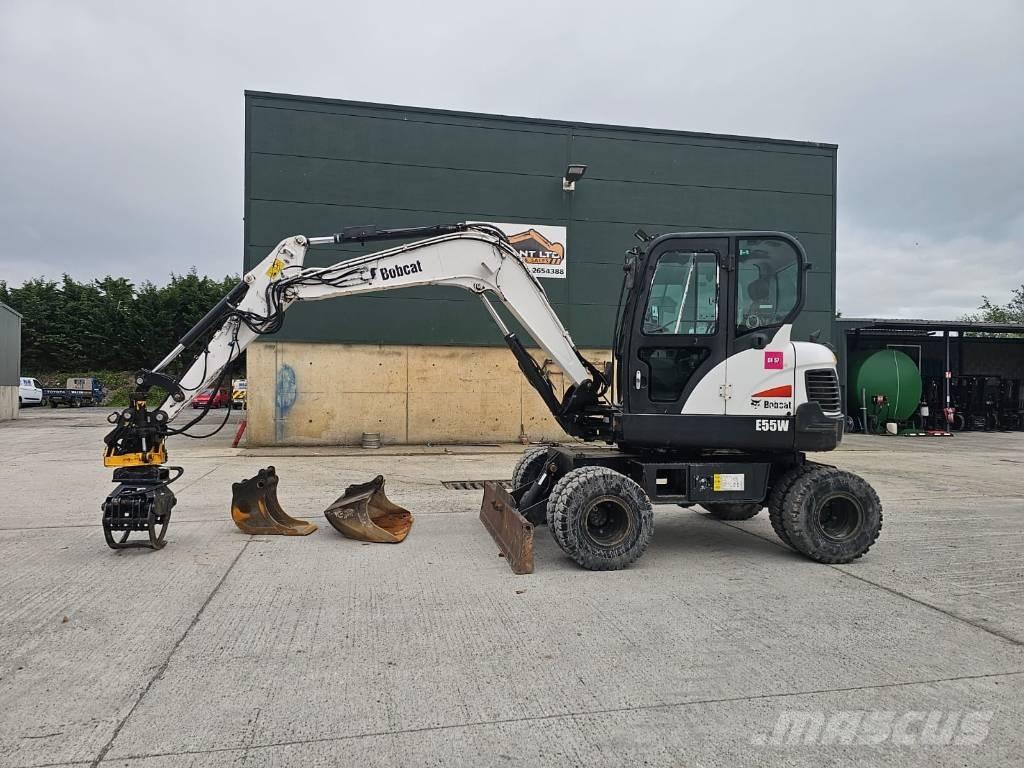 Bobcat E 55 W Bagri na kolesih