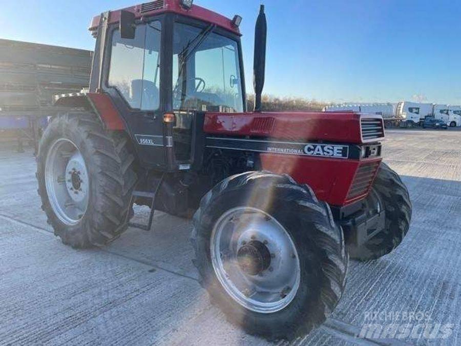 CASE 956XL Traktorji