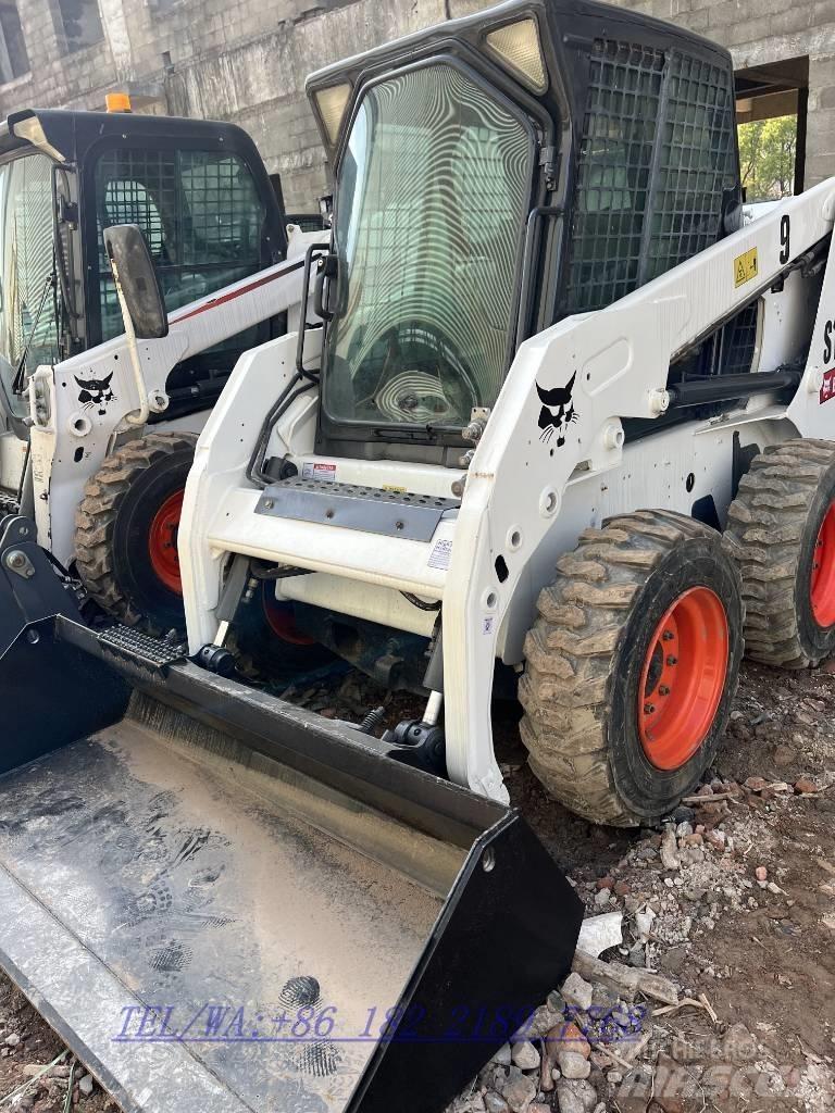 Bobcat S130 Skid steer mini nakladalci
