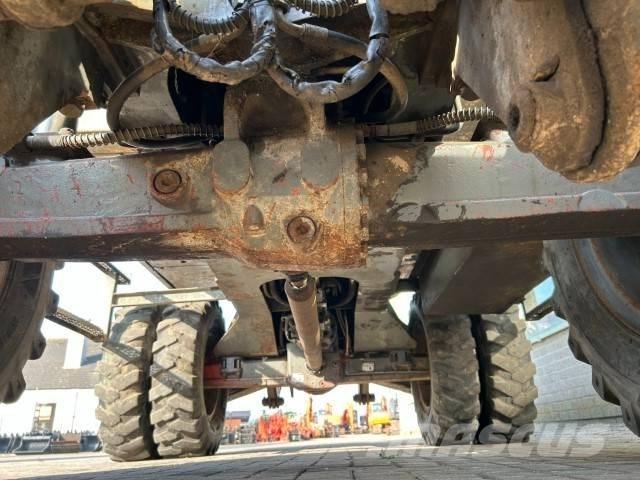 JCB JS 150 W Bagri na kolesih