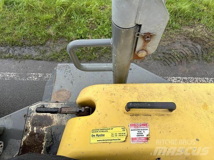 Neuson 6001 Ne cestni demperji