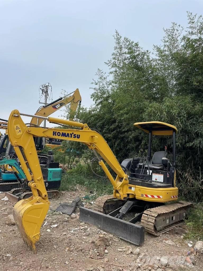 Komatsu PC35 Mini bagri <7t