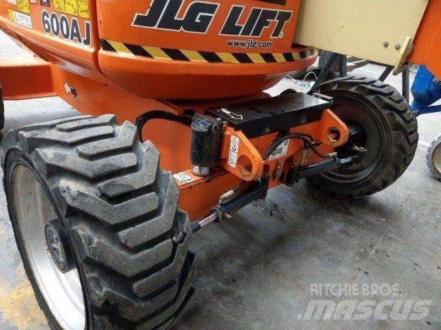 JLG 600AJ Zglobne dvižne ploščadi