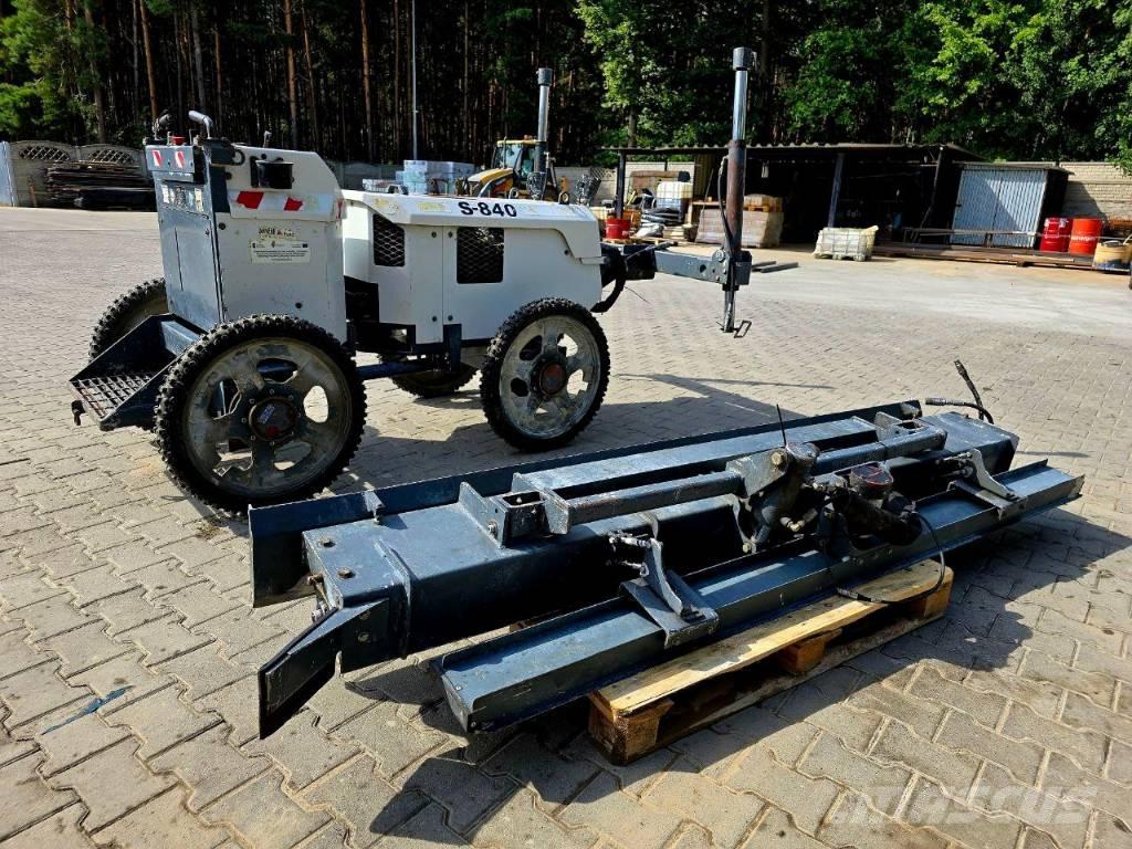 Somero S840 Premične roke za dolivanje betona