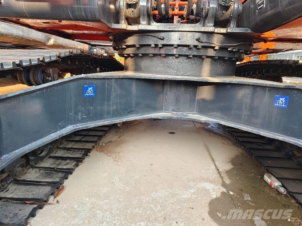 Doosan DX 225 LC-9C Bagri goseničarji