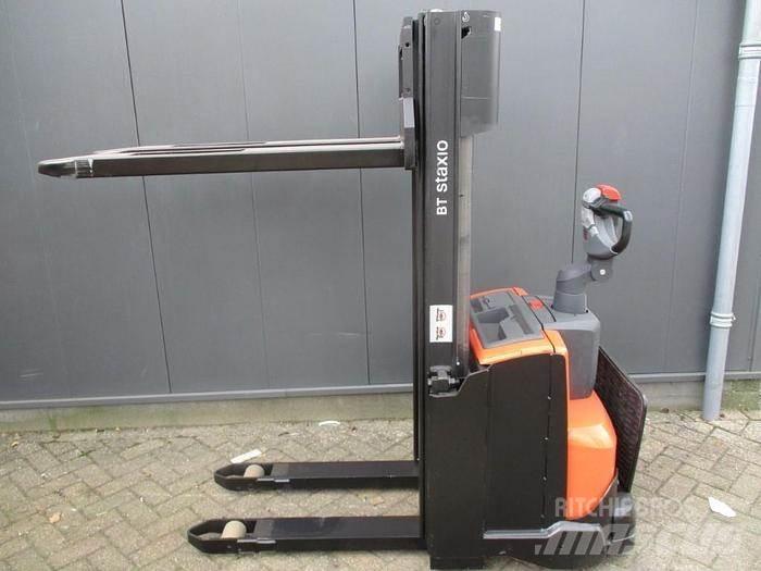BT SWE 120 Ročni električni viličar