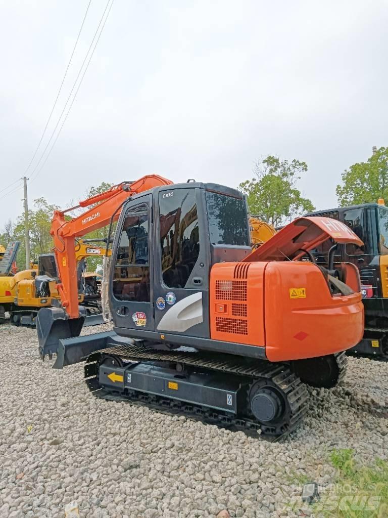 Hitachi ZX 70 Mini bagri <7t