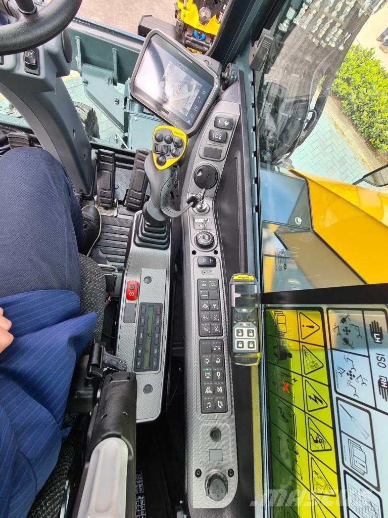 Hyundai HW 100 A Bagri na kolesih