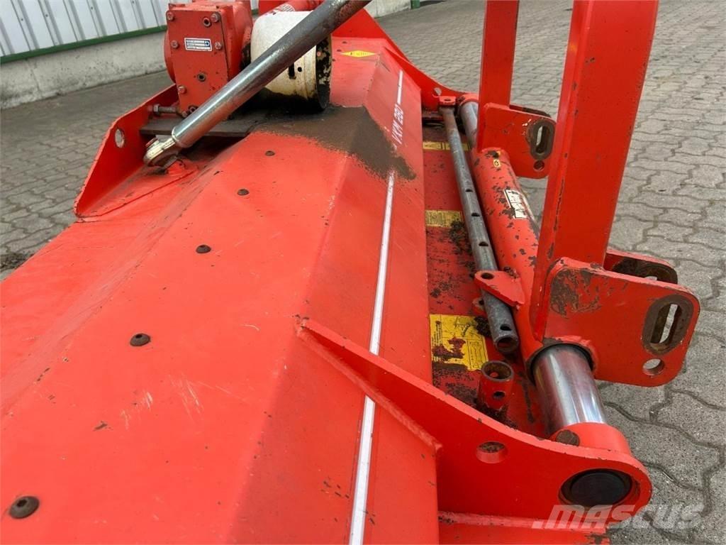 Kuhn VKM 280 Druga oprema za žetev krme