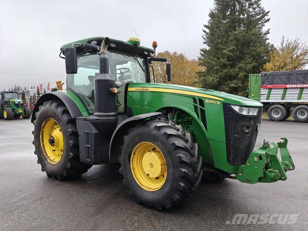 John Deere 8345 R Traktorji
