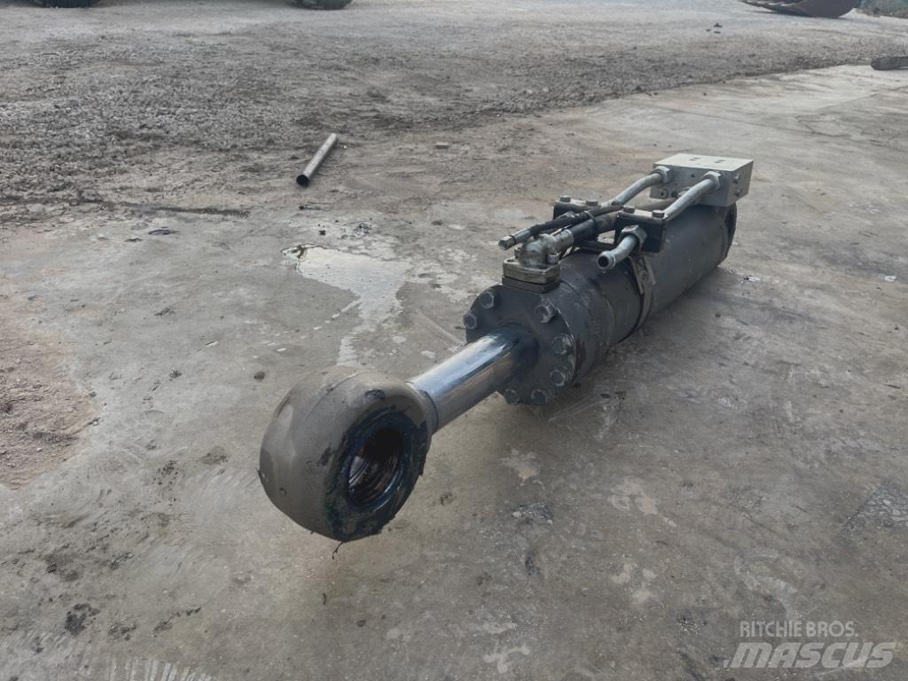 Liebherr A 910 Comp Hidravlika