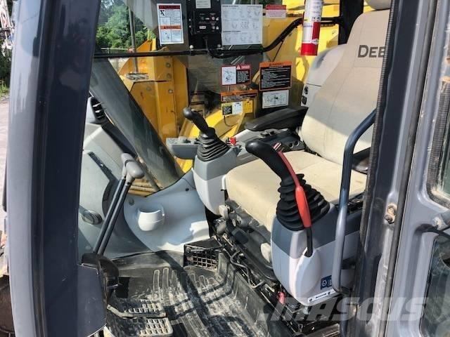 DEERE 245G LC Bagri goseničarji