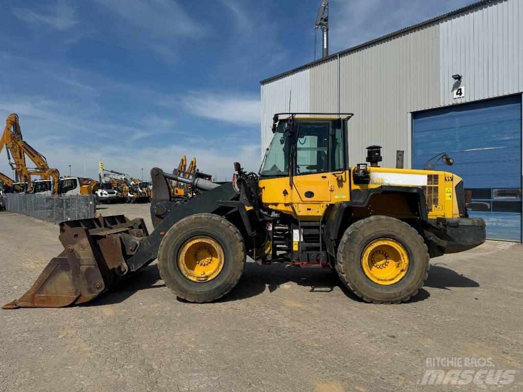 Komatsu WA320PZ-6 Kolesni nakladalci