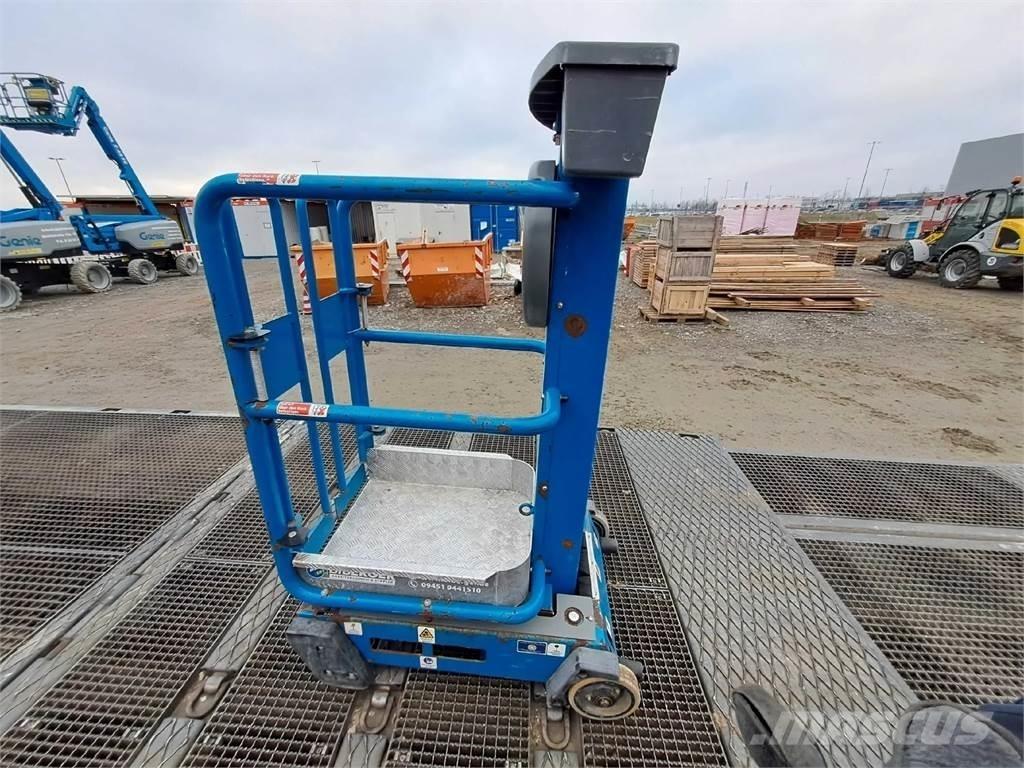 JLG Pecolift Druga dvigala in dvižne ploščadi